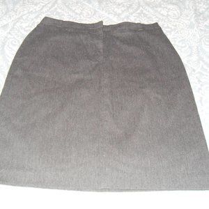 Express stretch skirt size 5/6.